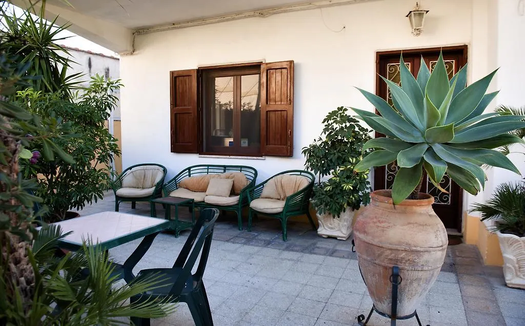 Villa Santantonio Giardini Naxos Guest house