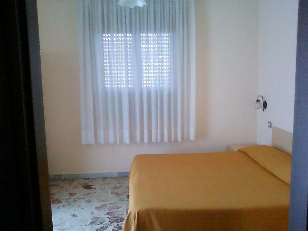 Villa Santantonio Giardini Naxos 3*,