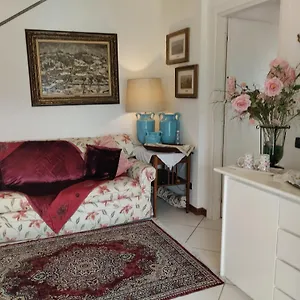 Bed & Breakfast Tosca House 2 Varenna